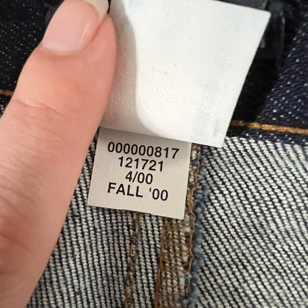Knee length 2000’s denim skirt - Picture 4 of 4